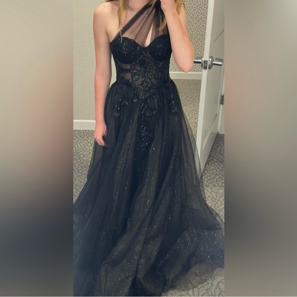 Black One-Shoulder Sparkle Ball Gown Dress